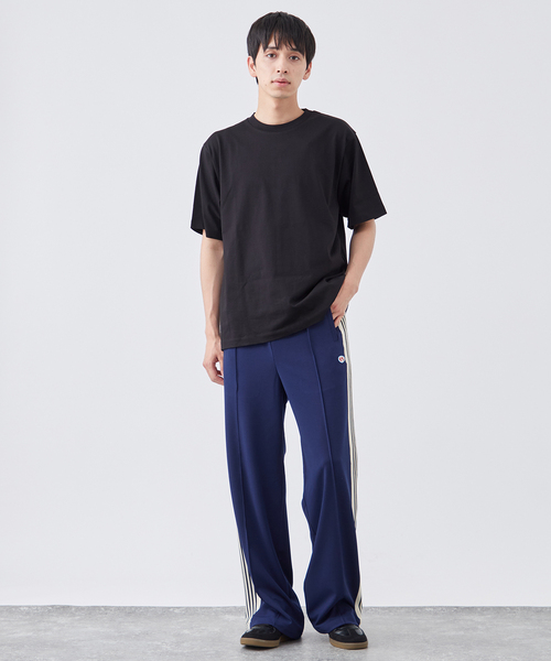 ワイドストレートベルベットトラックパンツ soerte（ソエルテ）の「WIDE STRAIGHT VELVET TRACK PANTS