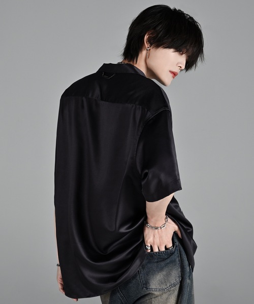 ADRER（アドラー）の「surgical stainless rod ear cuff / サージカルステンレス ロッドイヤーカフ（イヤーカフ・メンズ・シルバー系2/シルバー系1/シルバー系3・FREE）」の11枚目の写真