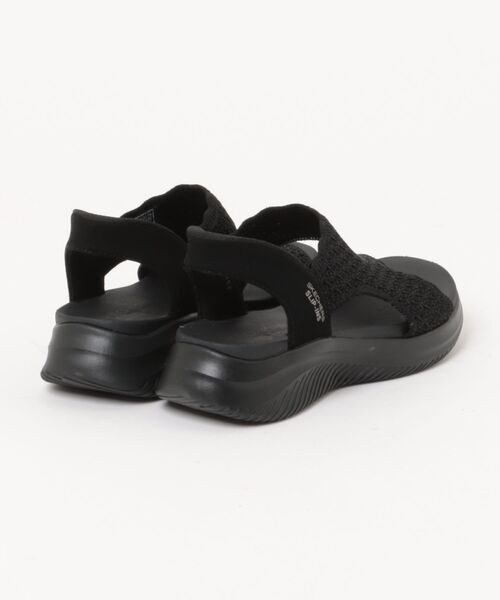 SKECHERS（スケッチャーズ）の「《SKECHERS》ULTRA FLEX 3.0（サンダル・レディース・オフホワイト/ブラック・22.5cm/24.0cm/23.0cm/24.5cm/23.5cm/25.0cm）」の3枚目の写真