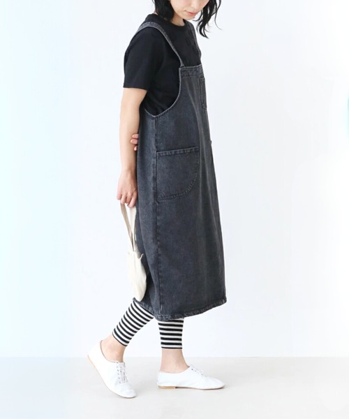 sanpo kuschel(サンポクシェル)の「楽を極めたデニムジャンスカ(ジャンパースカート・レディース・ブラック・LONG/MEDIUM)」の2枚目の写真