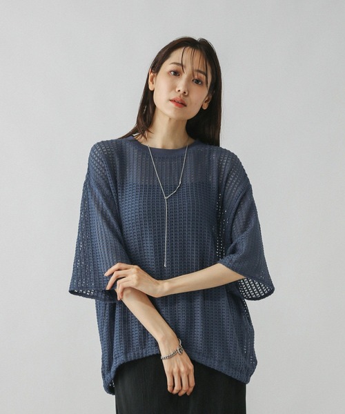 GLOBAL WORK（グローバルワーク）の「シアーラッセルドロストプルオーバー/577738（Tシャツ/カットソー・レディース・ブルー系その他3/チャコールグレー/オフホワイト・MEDIUM/LARGE）」の17枚目の写真