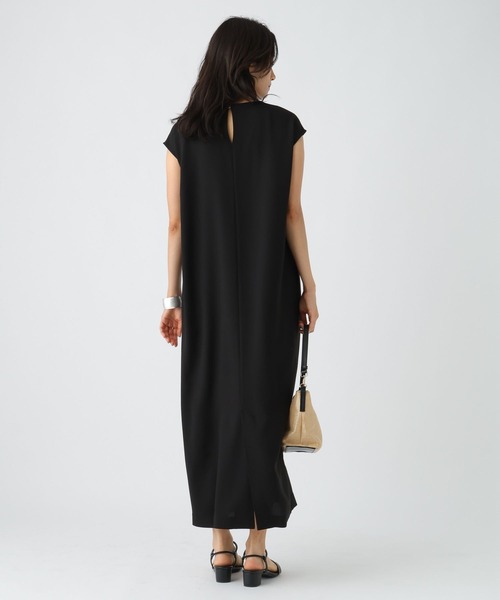 Elura（エルーラ）の「サラサラリラクシーフレンチワンピース（ワンピース・レディース・ダークブラウン/ブラック・FREE）」の3枚目の写真