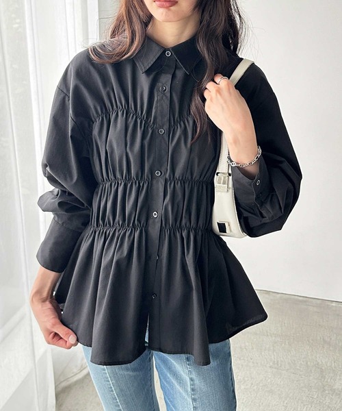 GeeRA(ジーラ)の「ビスチェ見えペプラム裾シャーリングシャツ(シャツ/ブラウス・レディース・オフホワイト/ブルー/ブラック・MEDIUM/LARGE)」の22枚目の写真