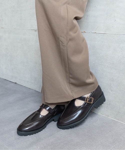 Fabby fabby（ファビィーファビィー）の「Tストラップローファー（ローファー・レディース・ブラック/ブラウン系その他・LARGE/MEDIUM/SMALL）」の11枚目の写真