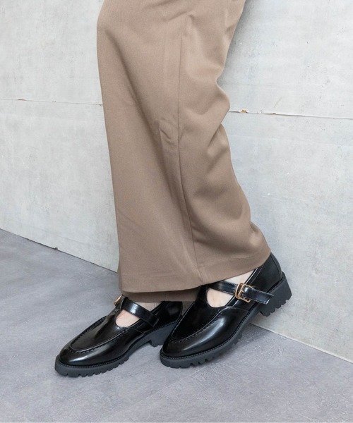 Fabby fabby（ファビィーファビィー）の「Tストラップローファー（ローファー・レディース・ブラック/ブラウン系その他・LARGE/MEDIUM/SMALL）」の13枚目の写真