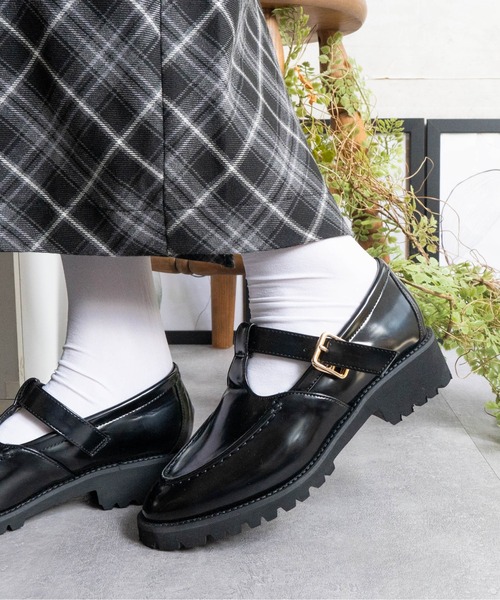 Fabby fabby（ファビィーファビィー）の「Tストラップローファー（ローファー・レディース・ブラック/ブラウン系その他・LARGE/MEDIUM/SMALL）」の17枚目の写真