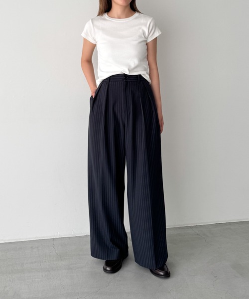 CANAL JEAN（キャナルジーン）の「ハイウエストツータックバギースラックス（スラックス・レディース・ネイビー×ホワイト・マルチサイズ）」の8枚目の写真