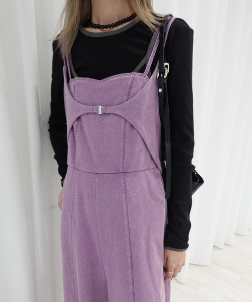 Ameri(アメリ)の「DENIM LIKE VOLUME CAMI ROMPERS(つなぎ/オールインワン・レディース・グレー/ブラック/パープル・SMALL/MEDIUM)」の19枚目の写真
