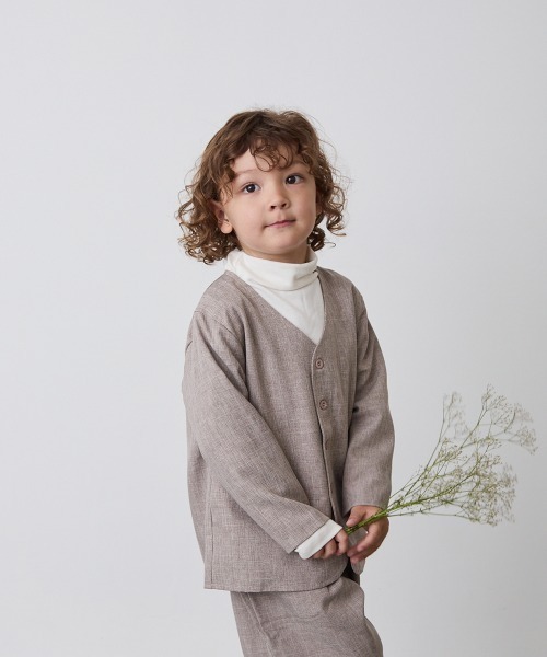 riziere(リジェール)の「シングルノーカラージャケットセットアップ(裏地チェック)(スーツセット・キッズ・ブラック/ブラウン/ライトブラウン/カーキ系・100/120/110/90/160/150/140/130)」の6枚目の写真