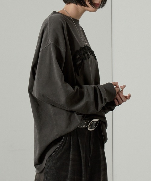 Alfred Alex（アルフレッドアレックス）の「【Alfred Alex】ヴィンテージ加工ピグメントロゴパッチロンT（Tシャツ/カットソー・メンズ・ブラック系/ブルー系/ダークブラウン/ブラック/ワイン/グレイッシュブルー・M/L）」の20枚目の写真