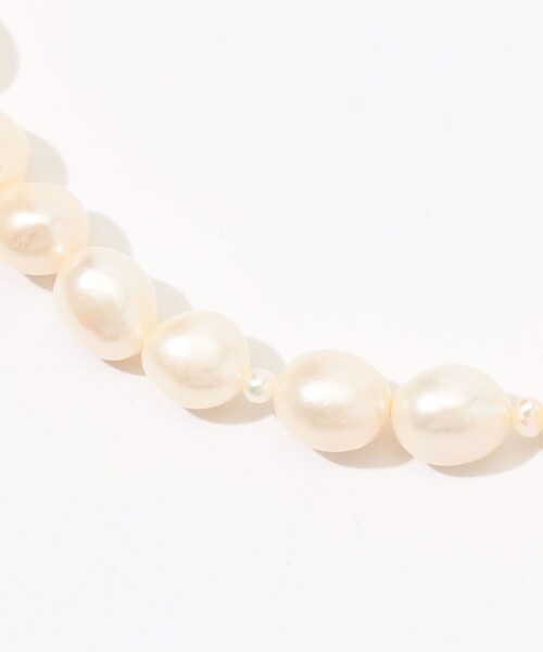 TOMORROWLAND (トゥモローランド)の「MOUNIR バロックパール ショートネックレス(ネックレス・レディース・ホワイト系その他・FREE)」の4枚目の写真