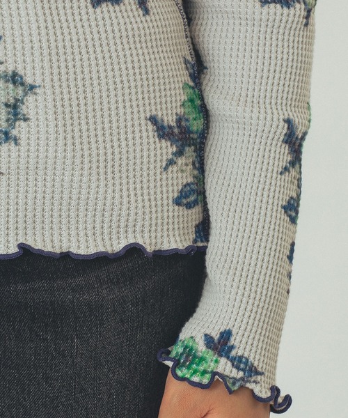 ROSE BUD（ローズバッド）の「(mag.by c)FLOWER PRINT WAFFLE TOP（Tシャツ/カットソー・レディース・オフホワイト/グレー・ONE SIZE）」の18枚目の写真