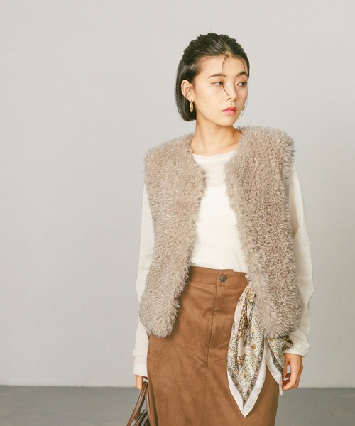 BAYFLOW(ベイフロー)の「シアーベロアプルオーバー(Tシャツ/カットソー・レディース・ブラック/オフホワイト/グレイッシュベージュ・FREE)」の7枚目の写真