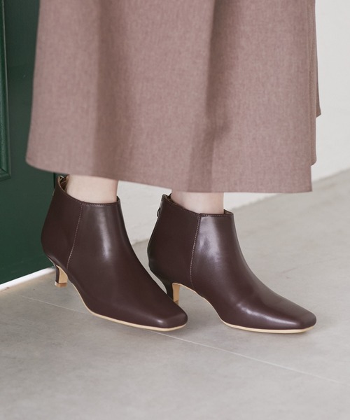 ROPE' PICNIC（ロペピクニック）の「ラインリフトショートブーツ（ブーツ・レディース・ブラック/グレー/ボルドー・23.0cm/23.5cm/24.0cm/24.5cm）」の4枚目の写真