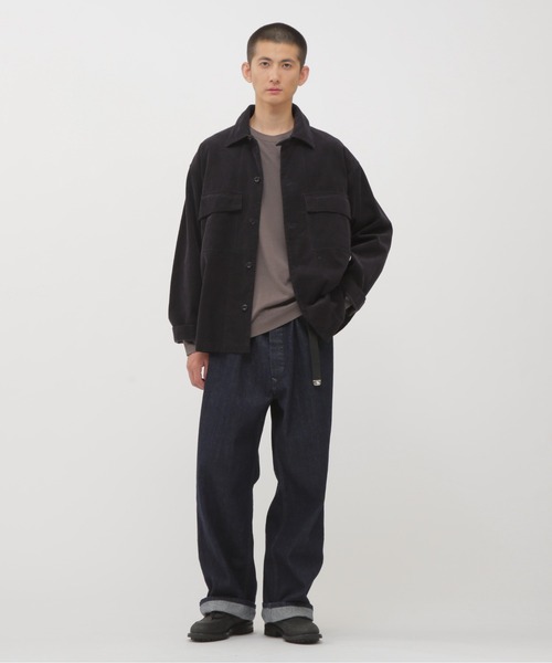 MHL.（エムエイチエル）の「DRY COTTON NEEDLECORD（シャツ/ブラウス・メンズ・ネイビー/カーキ・SMALL/MEDIUM/LARGE/X-LARGE）」の13枚目の写真