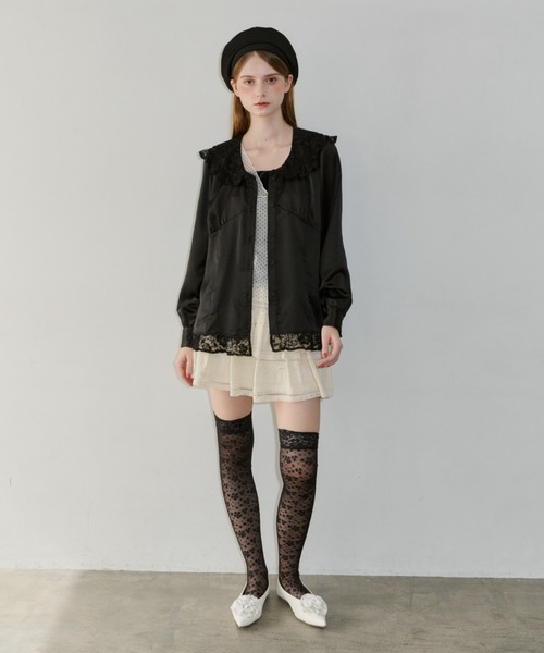 idem(イデム)の「flower lace knee-highs / レースソックス(ソックス/靴下・レディース・ブラック/アイボリー・FREE)」の3枚目の写真