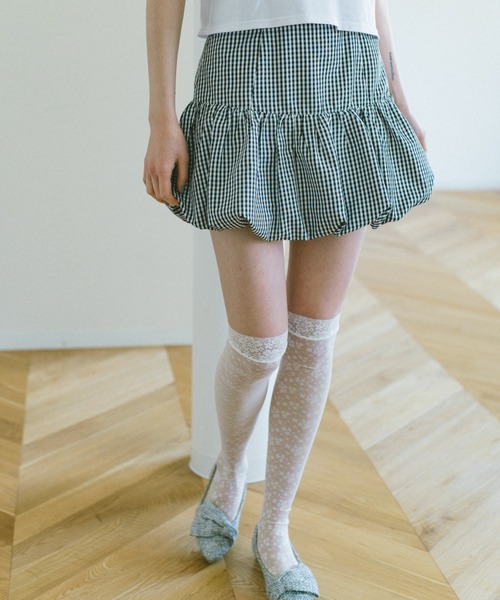 idem（イデム）の「flower lace knee-highs / レースソックス（ソックス/靴下・レディース・ブラック/アイボリー・FREE）」の15枚目の写真