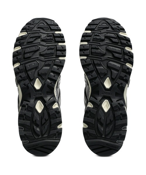 ASICS(アシックス)の「GEL-SONOMA TR62 / ゲルソノマ ティーアール62(スニーカー・メンズ・ブラック×グレー・28.5/24.5/28/25/27.5/23.5/26/25.5/24/29/27/26.5/23)」の8枚目の写真