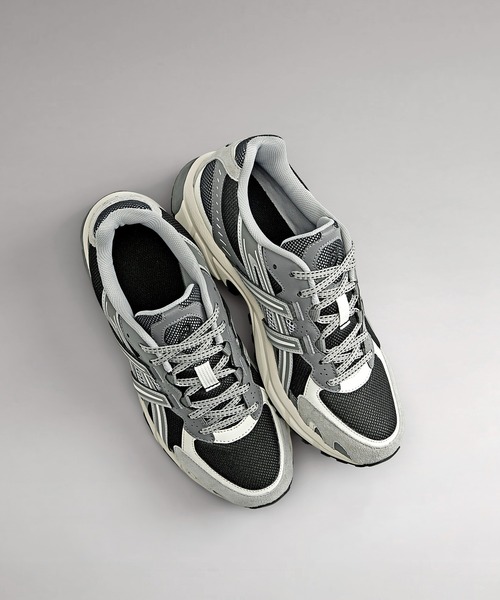 ASICS(アシックス)の「GEL-SONOMA TR62 / ゲルソノマ ティーアール62(スニーカー・メンズ・ブラック×グレー・28.5/24.5/28/25/27.5/23.5/26/25.5/24/29/27/26.5/23)」の14枚目の写真