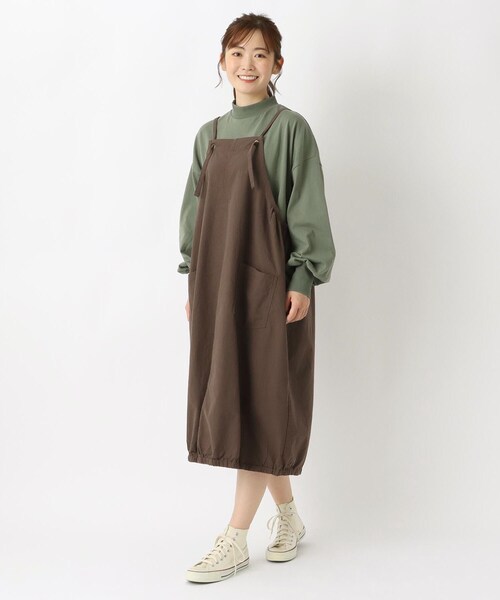 one'sterrace(ワンズテラス)の「肩ひも 裾ゴム入りバルーンワンピース(ワンピース・レディース・ダークブラウン系8/イエロー系8/その他/ブラック系8・02)」の20枚目の写真