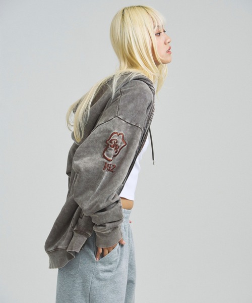 JACKROSE（ジャックローズ）の「B-TRS-Lips&Tongue ラインストーン-ZIPパーカー（パーカー・メンズ・ブラウン/グレー/ブラック・S/M/L）」の6枚目の写真