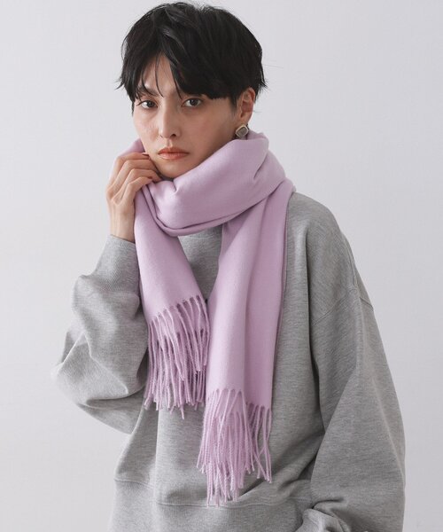 OPAQUE.CLIP（オペークドットクリップ）の「大判無地フリンジボリュームストール（ストール/ショール・レディース・ブラック/パープル/グレー/アイボリー・00）」の5枚目の写真
