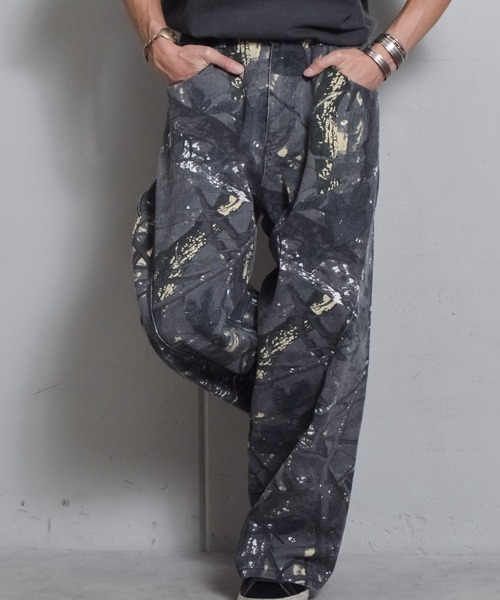 DOUBLE STEAL(ダブルスティール)の「総柄イージーワイドパンツ(その他パンツ・メンズ・カーキ/ブラック・LARGE/MEDIUM)」の2枚目の写真