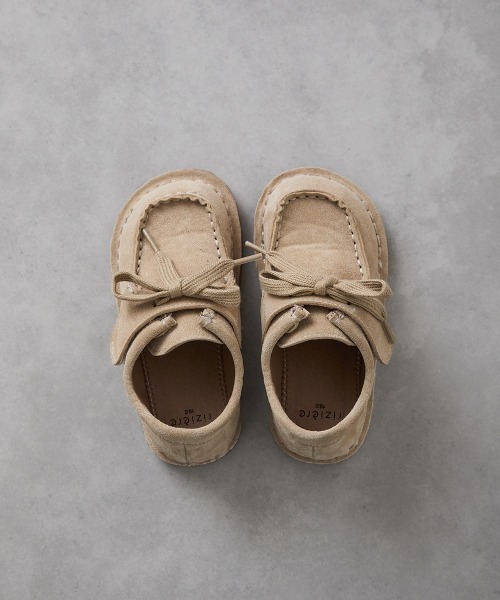 riziere（リジェール）の「選べる2種のシューレース付きモカシンブーツ（モカシン/デッキシューズ・キッズ・ベージュ/ブラウン・18/17/16/15 /22/21/20/19）」の2枚目の写真