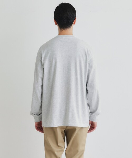 TAKEO KIKUCHI（タケオキクチ）の「【LIMITED】ワンポイント刺繍 長袖Tシャツ（Tシャツ/カットソー・メンズ・ブラック/ホワイト/ライトグレー・01/02/03/04）」の21枚目の写真