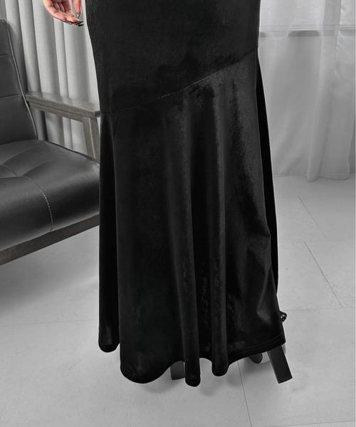 LVEU.（ラブユ.）の「【LVEU.】シャーリングベロアマーメイドスカート / ボトムス スカート ベロア スリット マーメイド スリット シャーリング フレア ブラック（スカート・レディース・ブラック・FREE）」の10枚目の写真