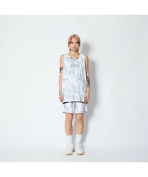 AKTR(アクター)の「AKTR PLAY CAMO REVERSIBLE TANK(アクター プレイ カモ リバーシブル タンク)(タンクトップ・メンズ・ホワイト系/ネイビー系・X-LARGE/XX-LARGE/MEDIUM/LARGE)」の2枚目の写真