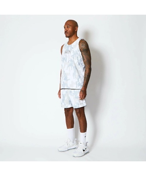 AKTR(アクター)の「AKTR PLAY CAMO REVERSIBLE TANK(アクター プレイ カモ リバーシブル タンク)(タンクトップ・メンズ・ホワイト系/ネイビー系・X-LARGE/XX-LARGE/MEDIUM/LARGE)」の8枚目の写真
