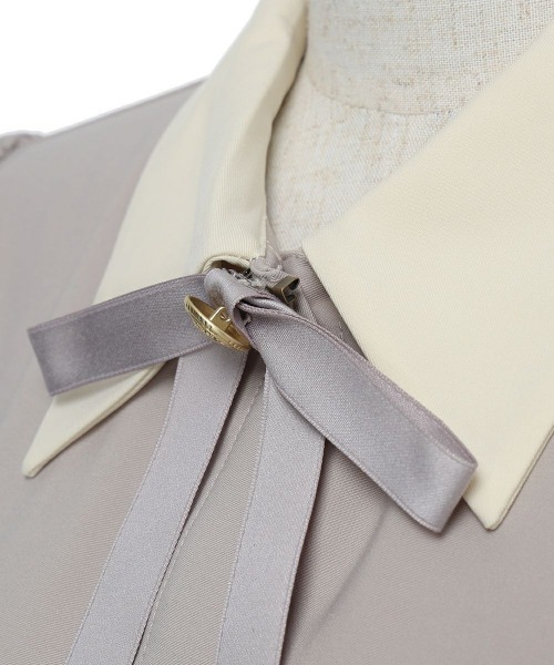 an another angelus(アンアナザーアンジェラス)の「リボンタイ付きクレリックサーキュラーワンピース/fint フィント(ワンピース・レディース・ライトグレー/チャコールグレー・FREE)」の22枚目の写真