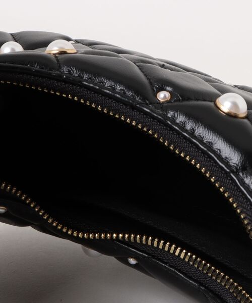 ジェイニー キルトパールエンベリッシュドボウハンドル クレセントバッグ ジェイニー キルトパールエンベリッシュドボウハンドル クレセント