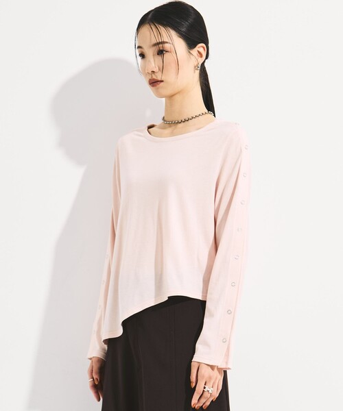 STUDIOUS(ステュディオス)の「【STUDIOUS/ステュディオス】SHOULDER SNAP LONG SLEEVE TEE/ショルダースナップロングTシャツ(Tシャツ/カットソー・レディース・ブラック/ピンク/ホワイト・FREE)」の11枚目の写真
