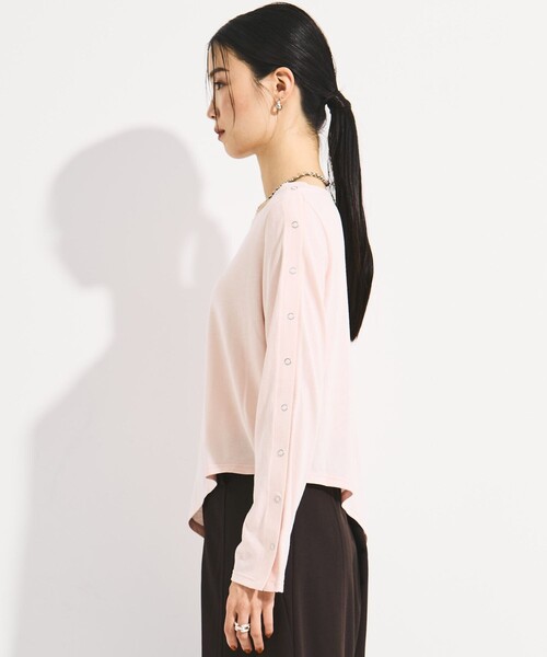 STUDIOUS(ステュディオス)の「【STUDIOUS/ステュディオス】SHOULDER SNAP LONG SLEEVE TEE/ショルダースナップロングTシャツ(Tシャツ/カットソー・レディース・ブラック/ピンク/ホワイト・FREE)」の15枚目の写真