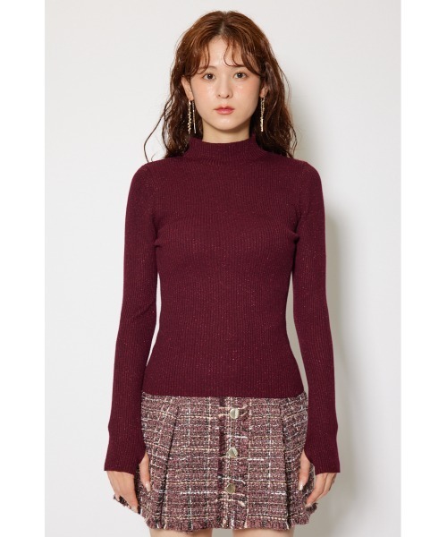 rienda（リエンダ）の「サムホール付きウォッシャブルハイネックニットトップス  秋服 冬服（ニット/セーター・レディース・バーガンディー・MEDIUM/SMALL）」の4枚目の写真