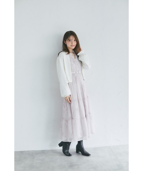 tocco closet(トッコ クローゼット)の「パール&フリル付きラメ入りニットパーカー(パーカー・レディース・ブラック/アイボリー・M)」の4枚目の写真