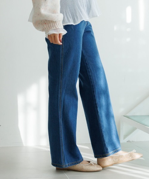 flower（フラワー）の「デイリーフレアデニム（デニムパンツ・レディース・ネイビー/ブルー・SMALL/MEDIUM）」の4枚目の写真