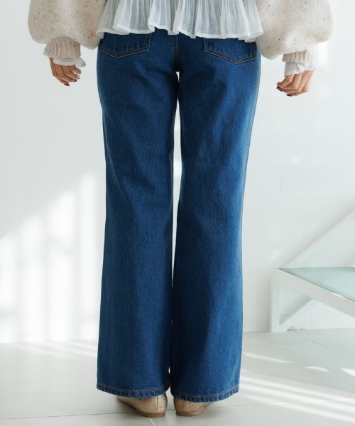 flower（フラワー）の「デイリーフレアデニム（デニムパンツ・レディース・ネイビー/ブルー・SMALL/MEDIUM）」の5枚目の写真