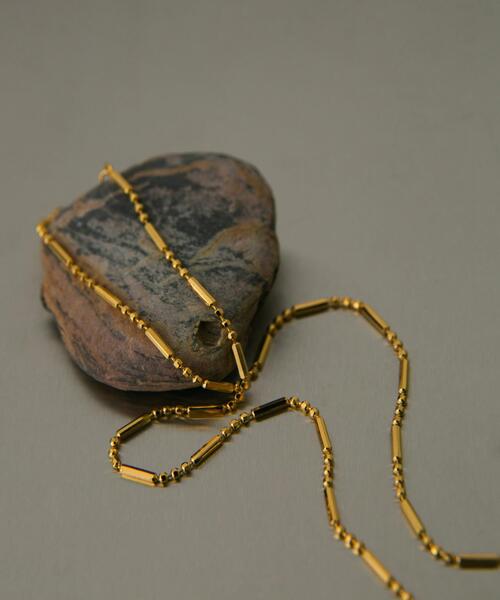 SMELLY（スメリー）の「SMELLY so’　uneven chain necklace（ネックレス・レディース・ゴールド・-）」の4枚目の写真