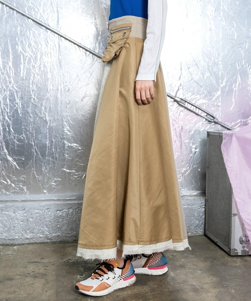 AULA AILA（アウラアイラ）の「【セットアップ着用可】3マテリアルサーキュラーロングスカート（スカート・レディース・ブラック/ベージュ/ネイビー・0/1）」の10枚目の写真