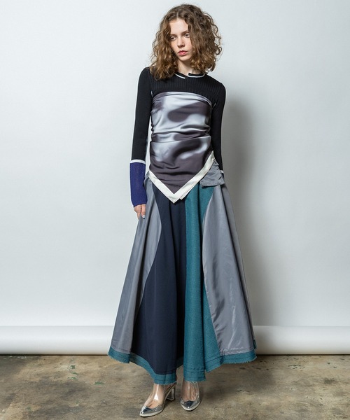 AULA AILA（アウラアイラ）の「【セットアップ着用可】3マテリアルサーキュラーロングスカート（スカート・レディース・ブラック/ベージュ/ネイビー・0/1）」の21枚目の写真