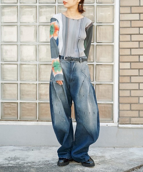 CONZ（コンズ）の「DARK WASH CURVED DENIM（デニムパンツ）」 - WEAR