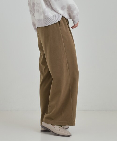 SHOO・LA・RUE（シューラルー）の「【あったか/S-LL】ゆるっとリラクシーに イージーワイドパンツ（その他パンツ・レディース・ブラック/グレー/ダークブラウン・01/02/03/04）」の18枚目の写真