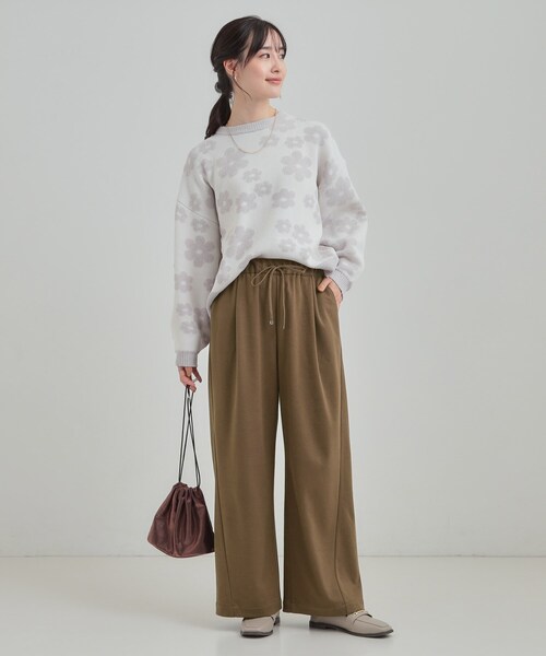 SHOO・LA・RUE（シューラルー）の「【あったか/S-LL】ゆるっとリラクシーに イージーワイドパンツ（その他パンツ・レディース・ブラック/グレー/ダークブラウン・01/02/03/04）」の19枚目の写真