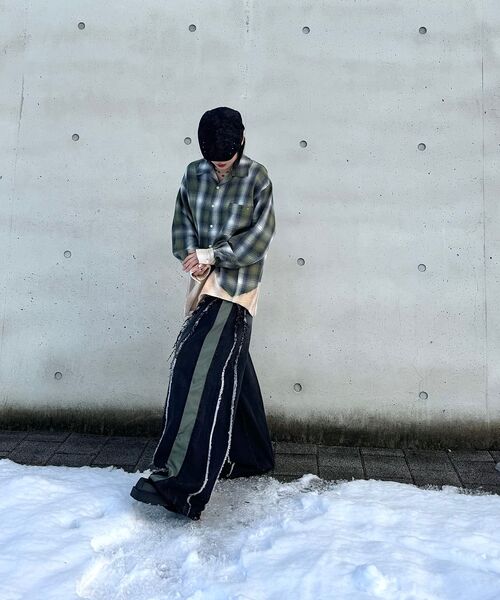 RSSC（アールエスエスシー）の「CURVY INCISION WIDE DENIM PANTS - BLACK（デニムパンツ・レディース・ブラック・1/2）」の8枚目の写真