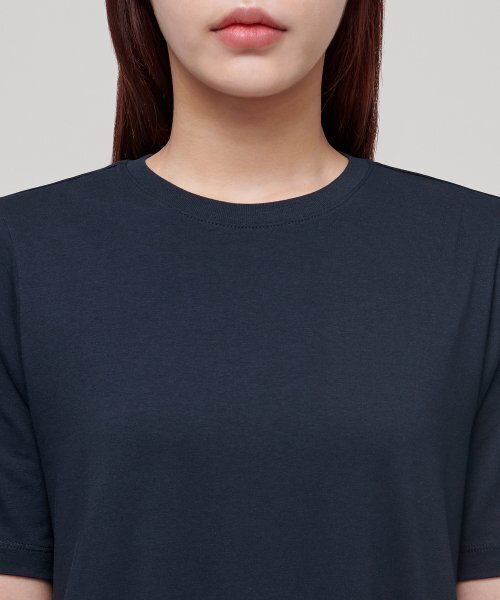 MUSINSA STANDARD WOMAN（ムシンサスタンダードウーマン）の「ウィメンズクルーネックロングTシャツドレス[ネイビー]（ワンピース・レディース・その他・SMALL/MEDIUM/LARGE/X-SMALL）」の3枚目の写真