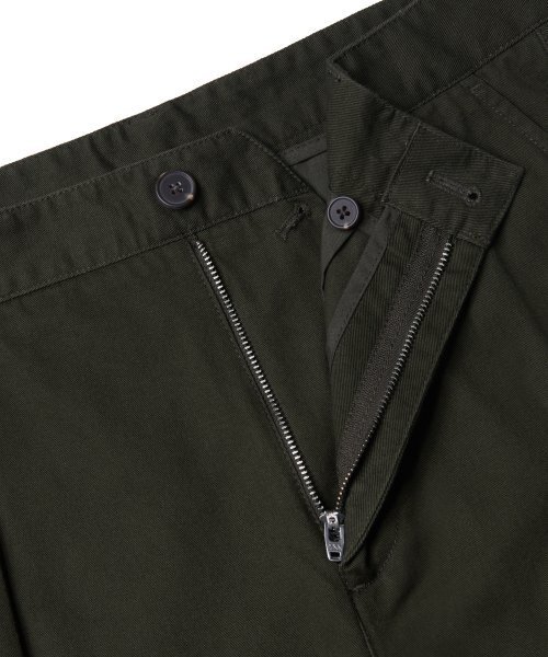MUSINSA STANDARD（ムシンサスタンダード）の「リバースワンタックレギュラーフィットチノパンツ[カーキ]（その他パンツ・メンズ・その他・40/38/42/36/34/32/30/31/33/26/27/28/29）」の9枚目の写真