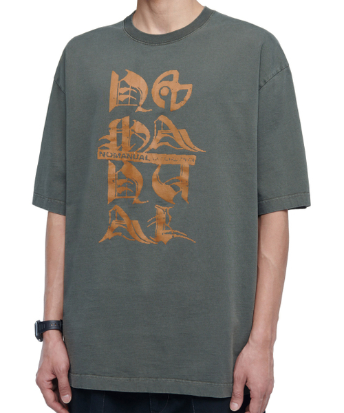 NOMANUAL（NOMANUAL）の「BLACK LETTER T-SHIRT - KHAKI（Tシャツ/カットソー・レディース・その他・SMALL/MEDIUM/LARGE/X-LARGE）」の3枚目の写真